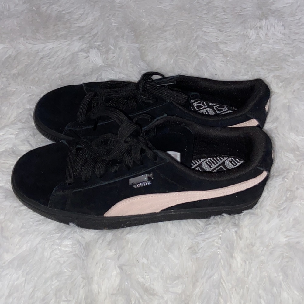 Puma - Picture 3 of 4